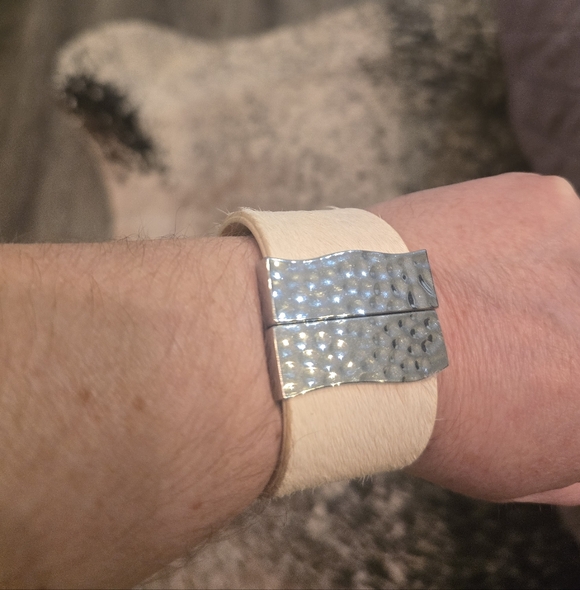 Hair On Rustic Cuff - Picture 2 of 2